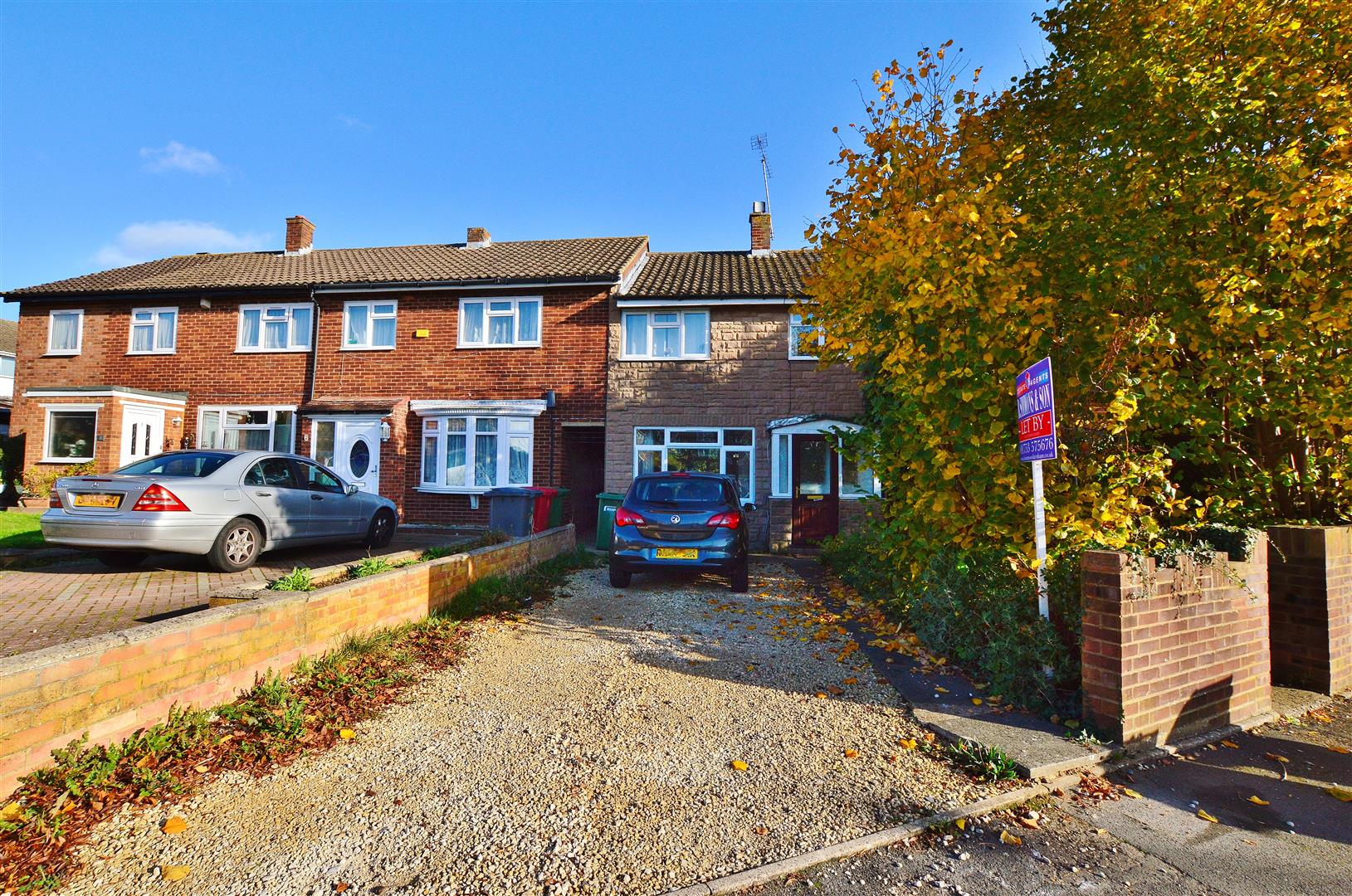 House Tomlin Road in Slough
