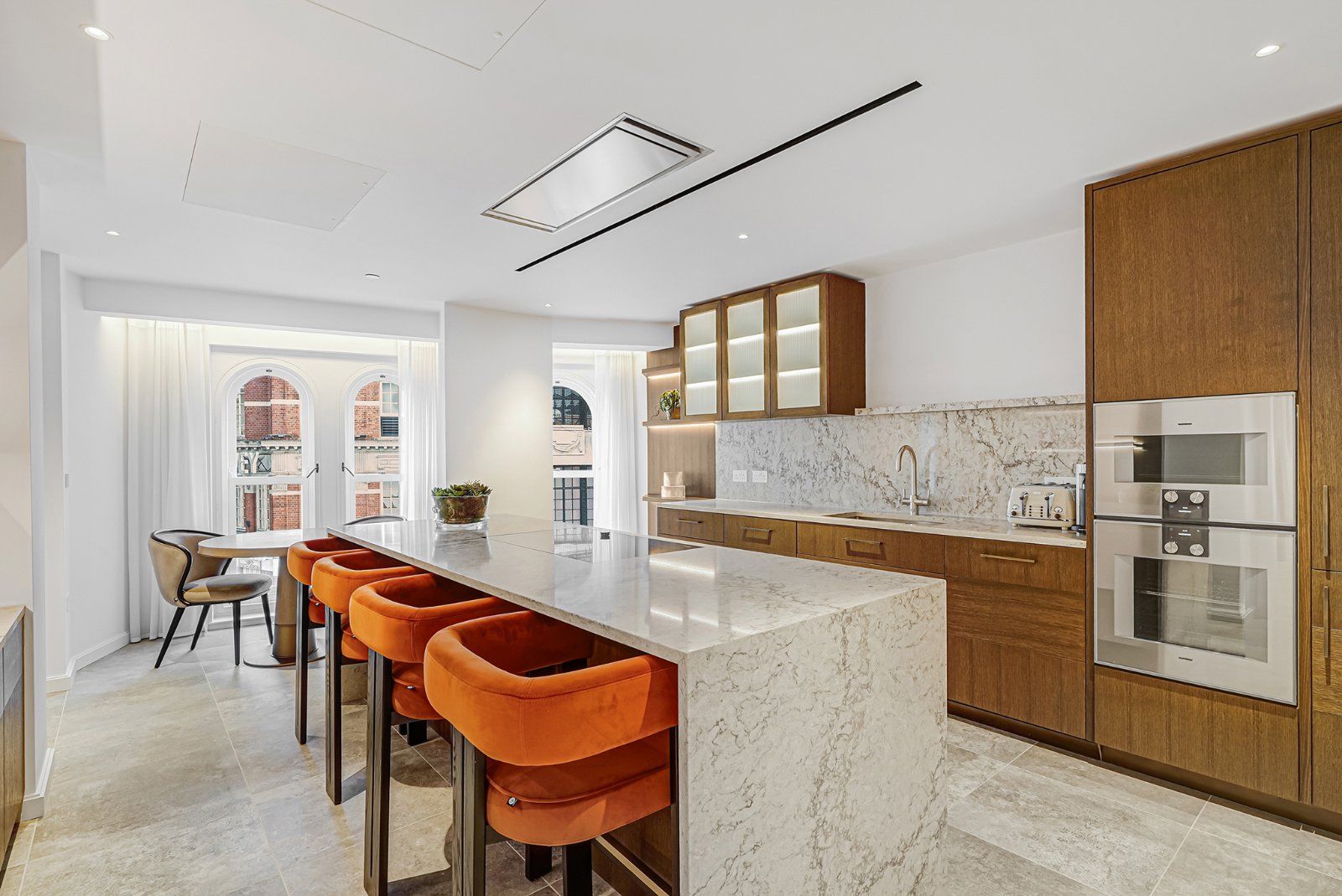 Flat Brompton Road in Greater London