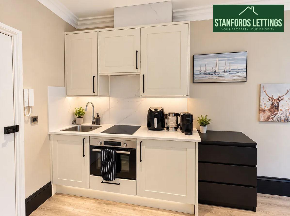 Flat Norfolk Terrace in Brighton