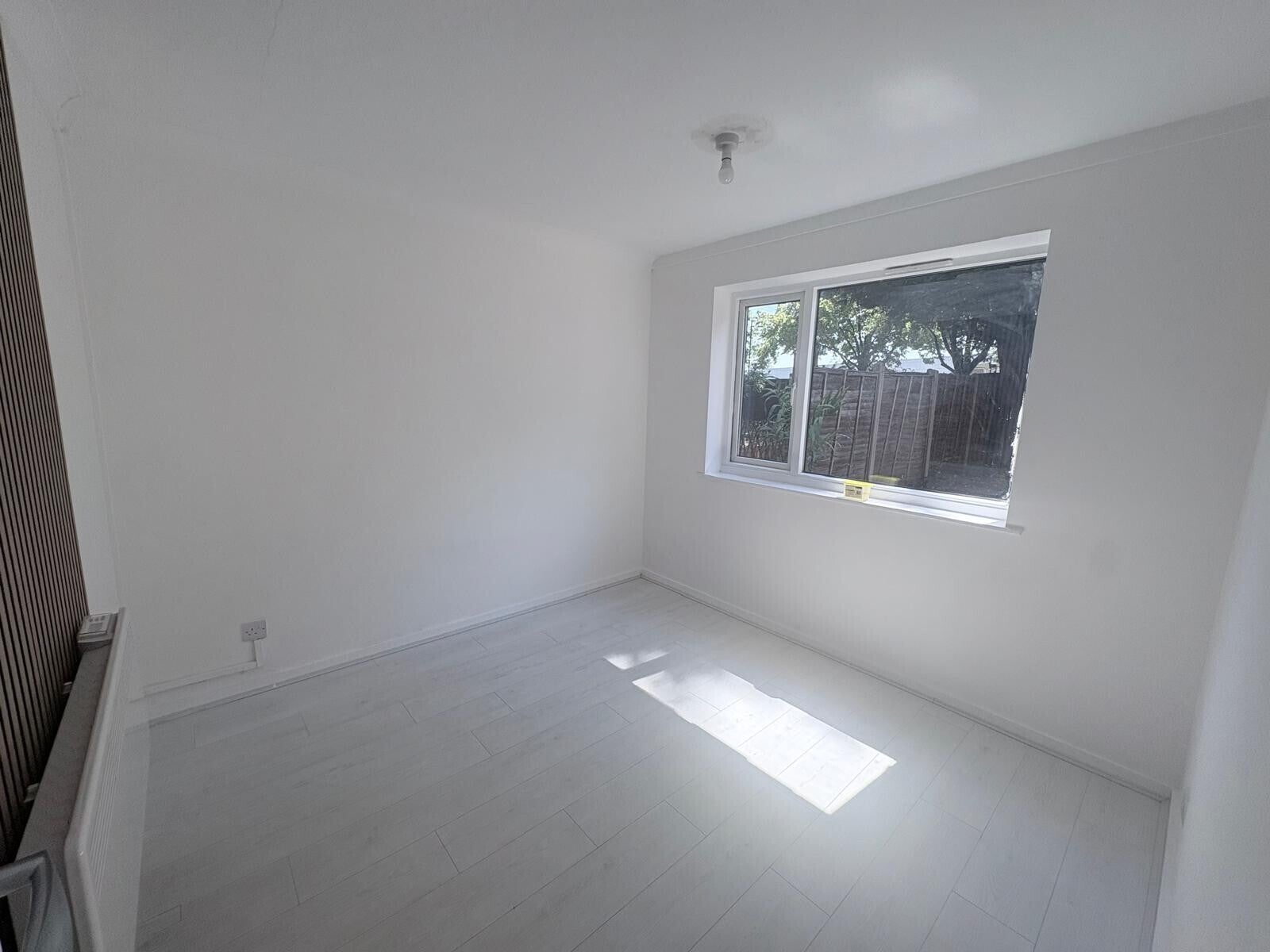 Flat Cheswood Drive in Birmingham
