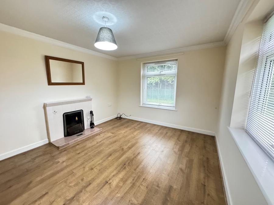 House Aldermaston Road in Basingstoke and Deane
