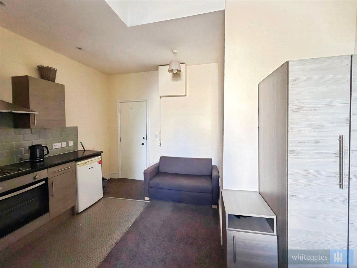 Flat Croxteth Drive in Liverpool