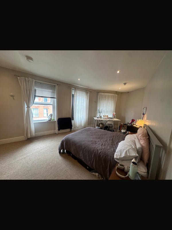 Room Church Road in Greater London