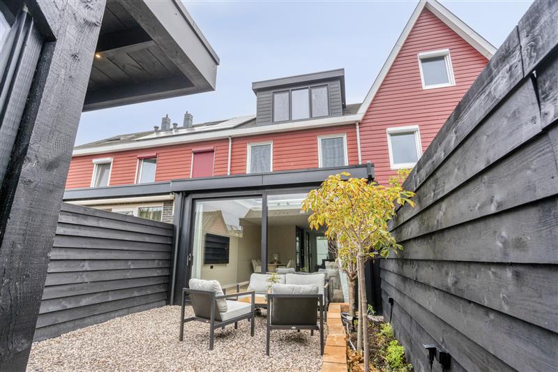 Tussenwoning te koop: Dijkgraaf 16, Zwaag