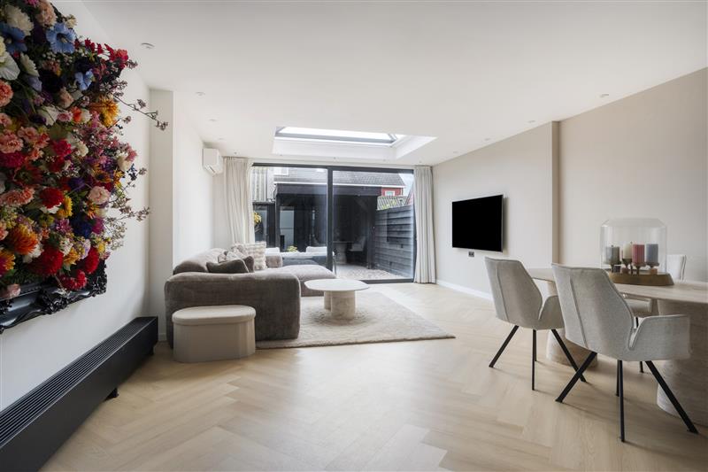 Tussenwoning te koop: Dijkgraaf 16, Zwaag