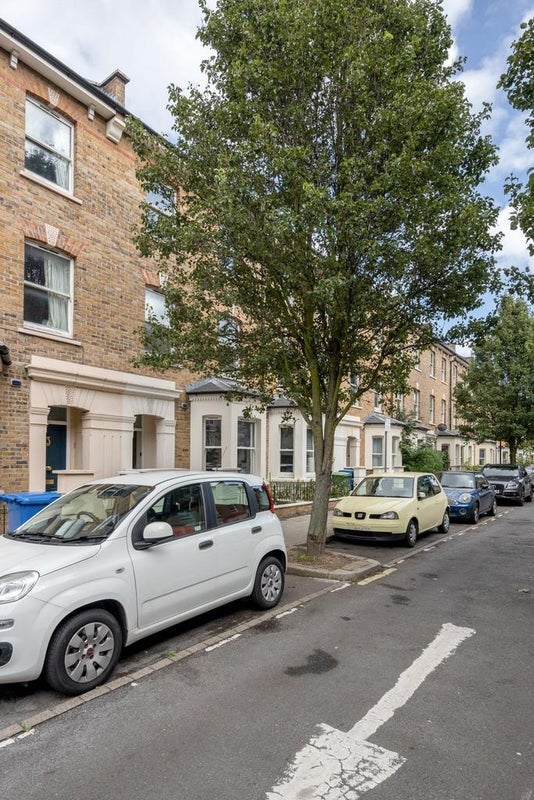 House Marcia Road in Greater London