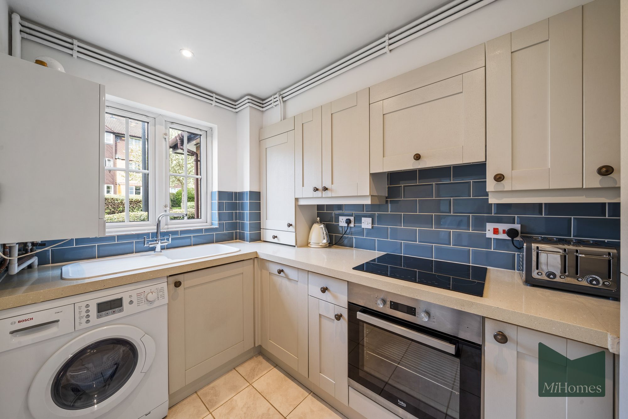 House Vermont Close in Greater London