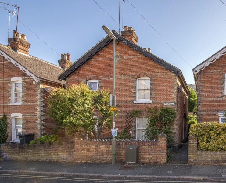 House Cline Road in Guildford