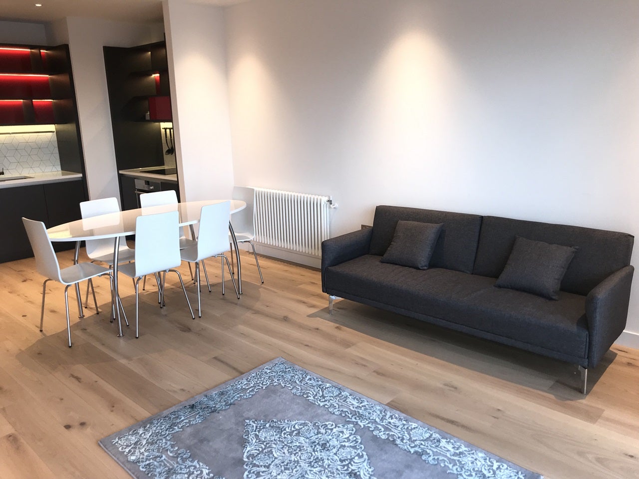 Flat Lyell Street in Greater London
