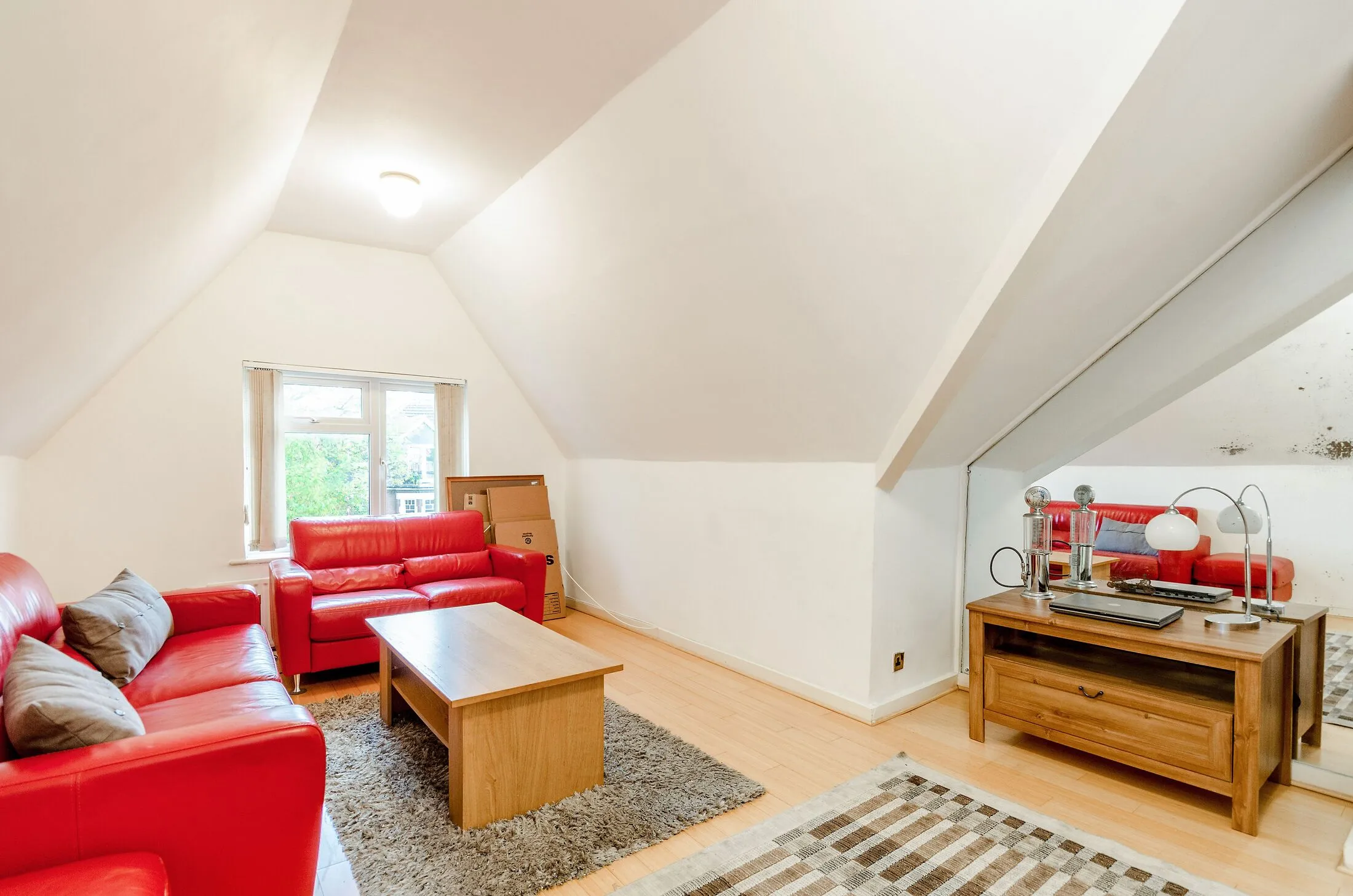 Flat Courtside in Greater London