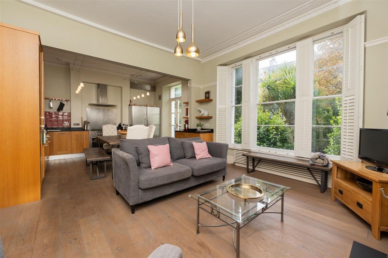 Flat Saint Matthews Road in Bristol