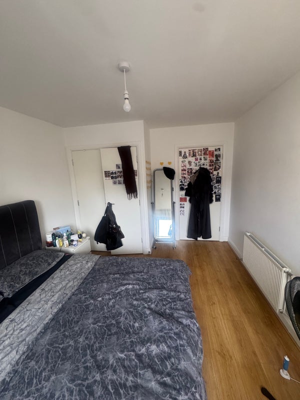 Room Bournemouth Road in Greater London