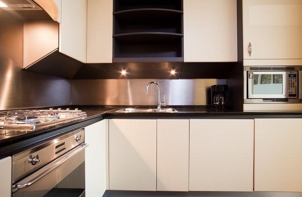 Flat Westferry Circus in Greater London