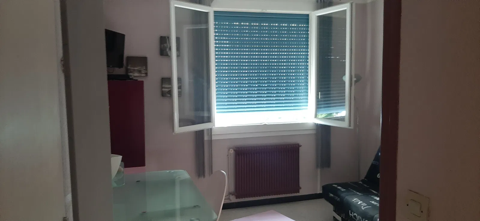 Chambre Rue des Frères Lumière à Perpignan
