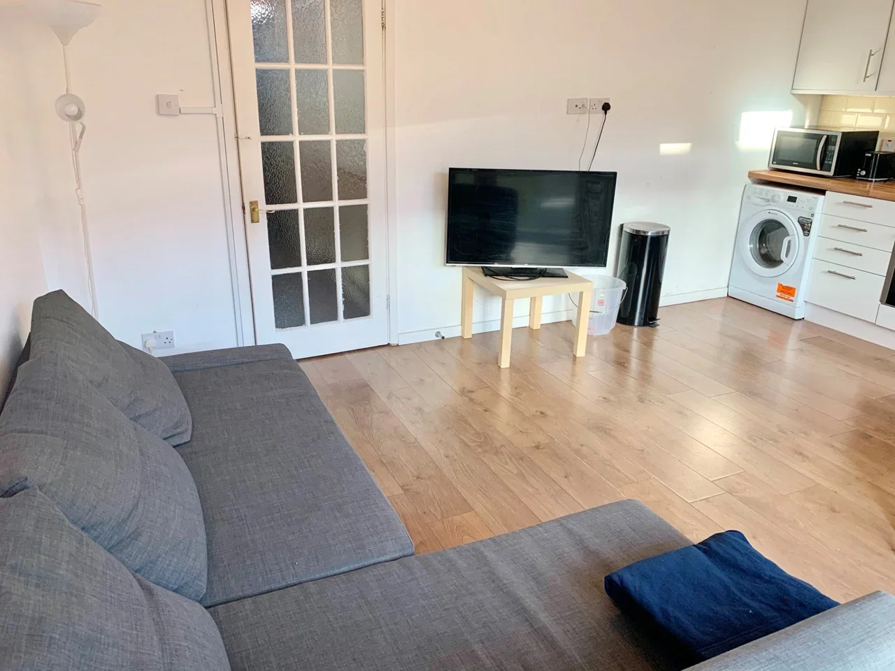 Flat Solebay Street in Greater London