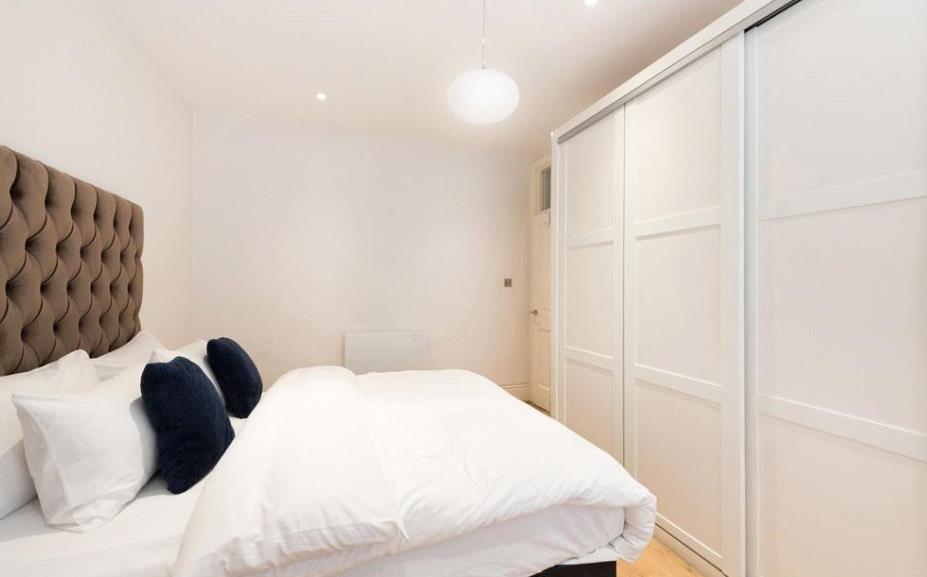 Flat Baker Street in City of Westminster