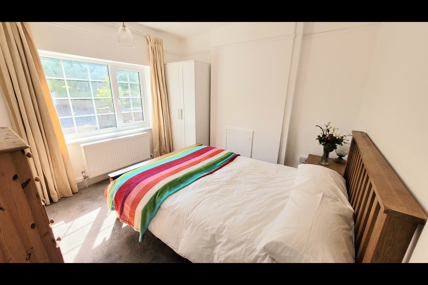 Room Midford Road in Midford