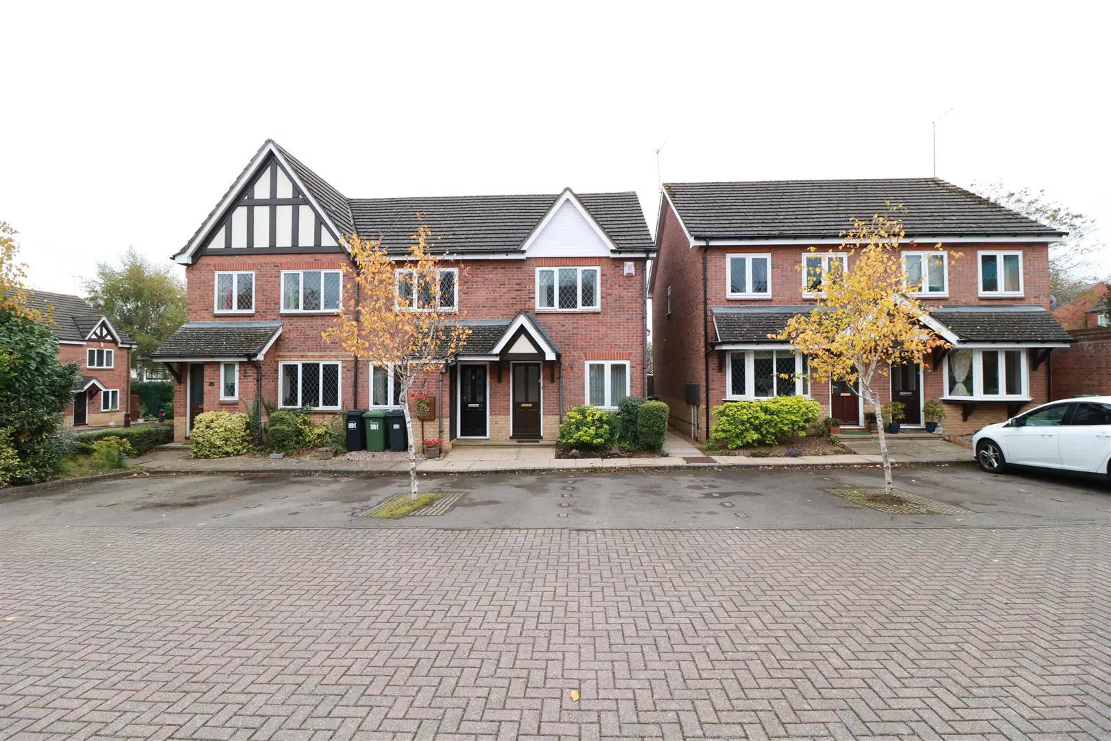 House Reeve Drive in Kenilworth