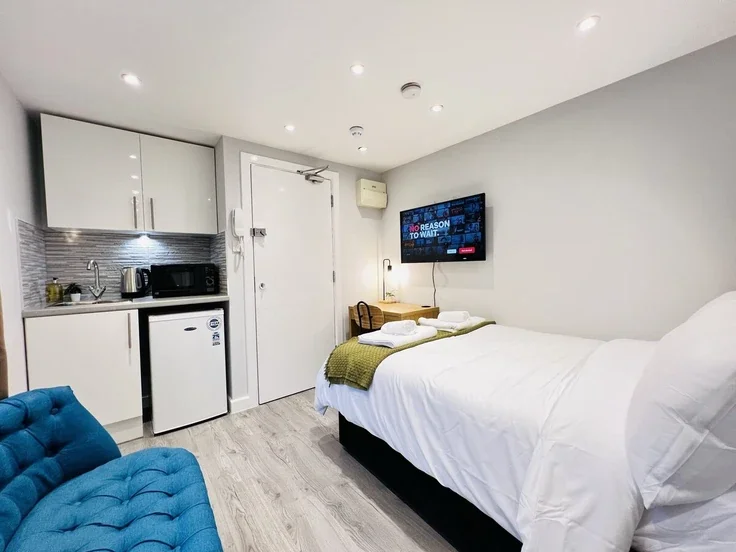 Flat York Road in Greater London