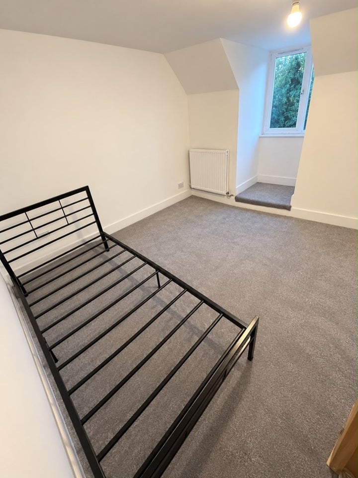Room Frederick Road in Gillingham