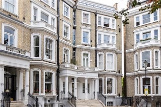 Flat Lexham Gardens in Greater London