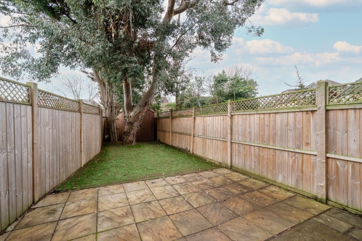House Golden Manor in Greater London