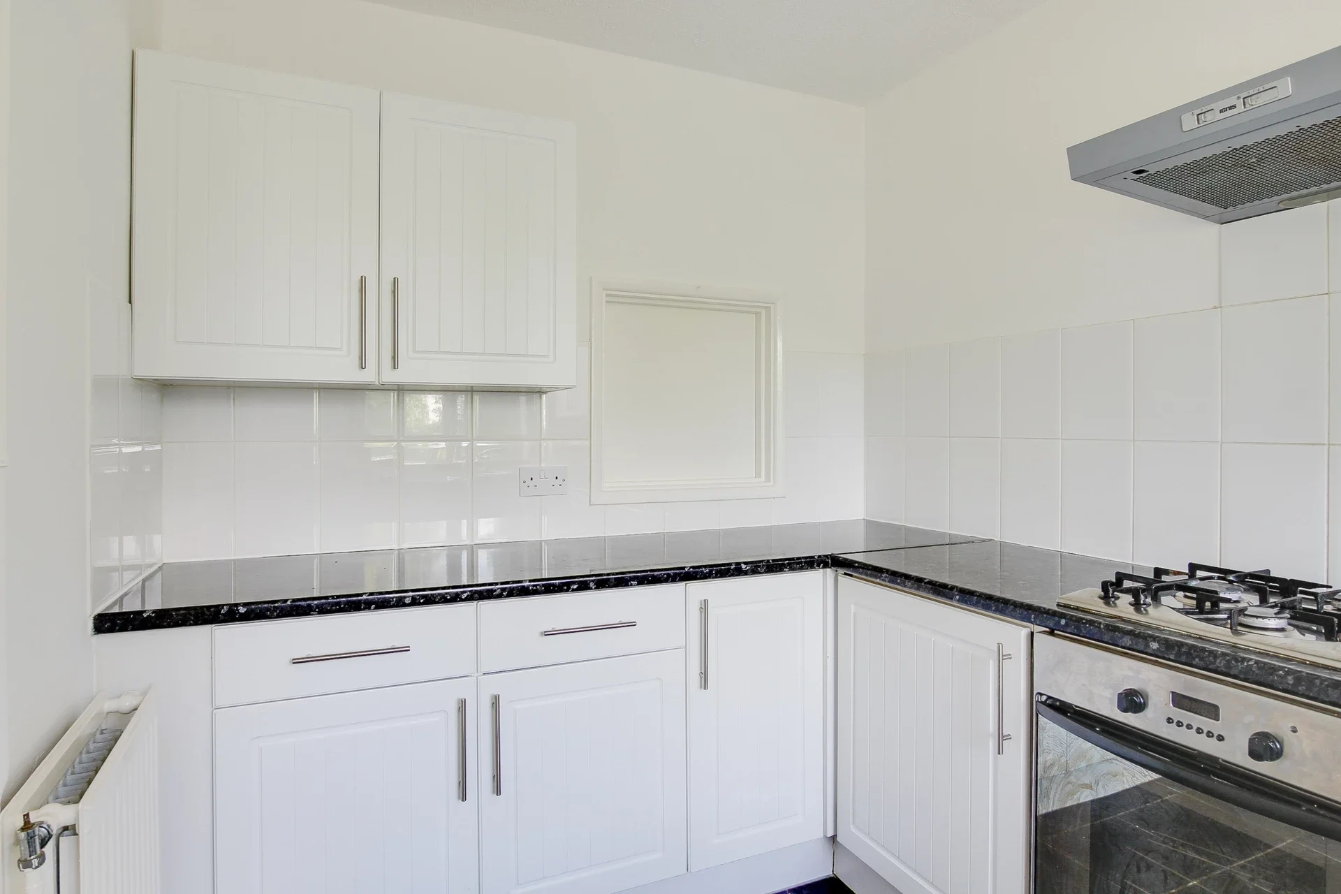 Flat Woodford Court in Thanet