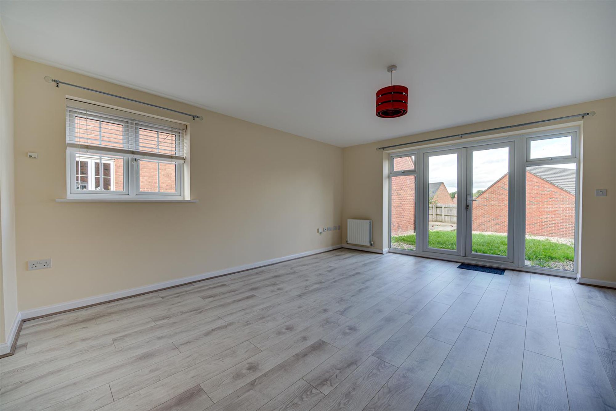 House Loachbrook Farm Way in Somerford