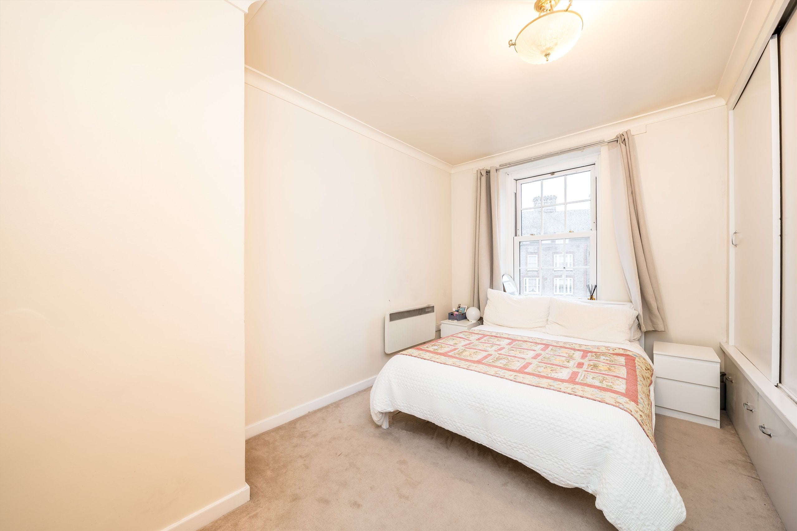 Flat Caroline Terrace in City of Westminster