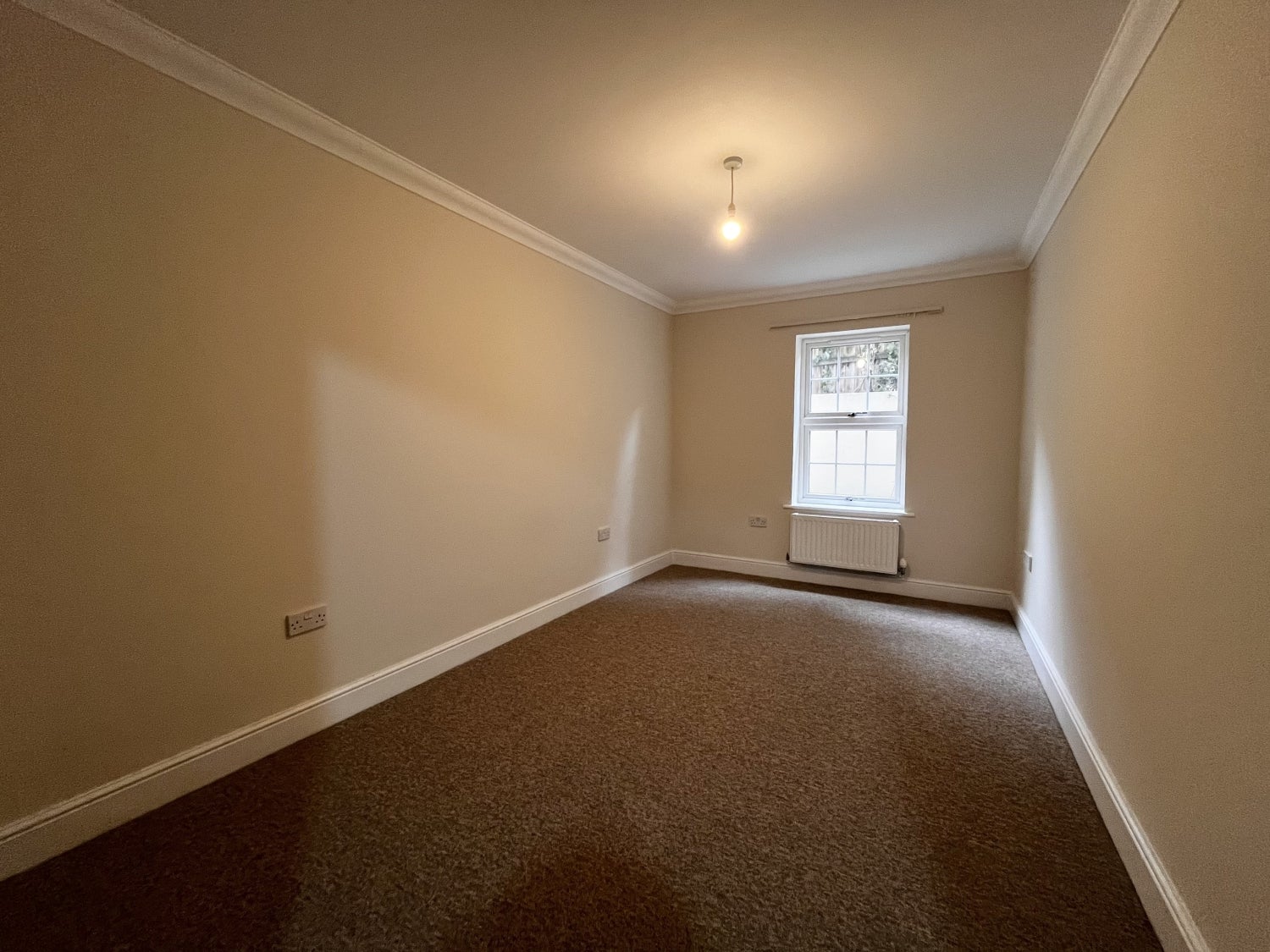 Flat Stirling Road in Bournemouth