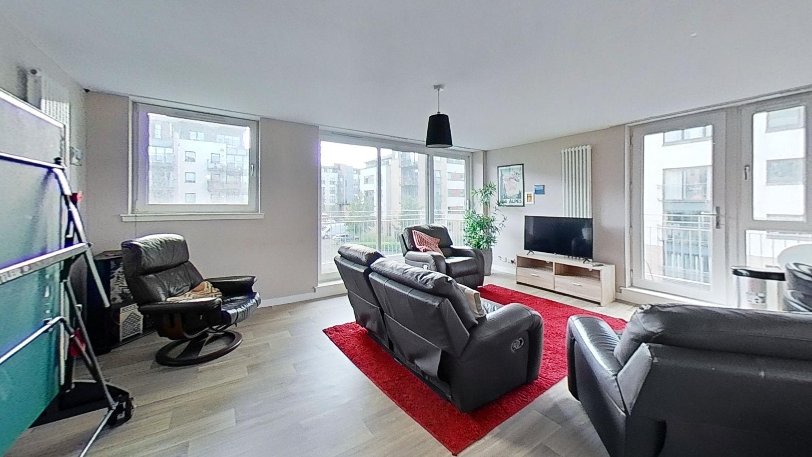 Flat East Pilton Farm Crescent in City of Edinburgh