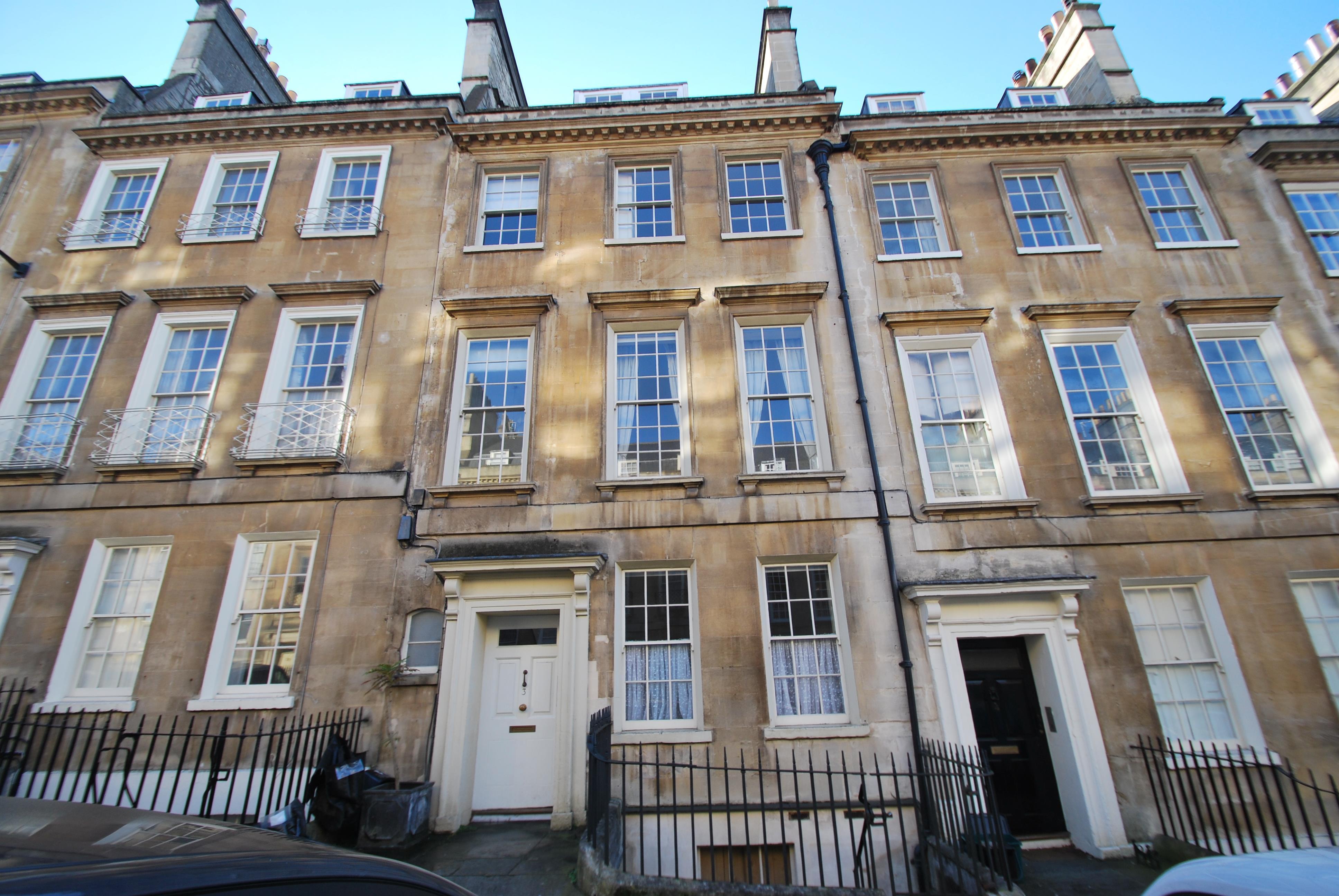 Flat Bennett Street in Bath