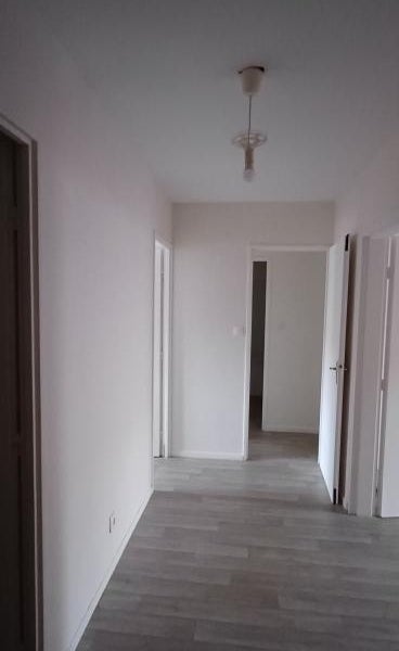 Flat Allée Est des Barbières in Chasse-sur-Rhône