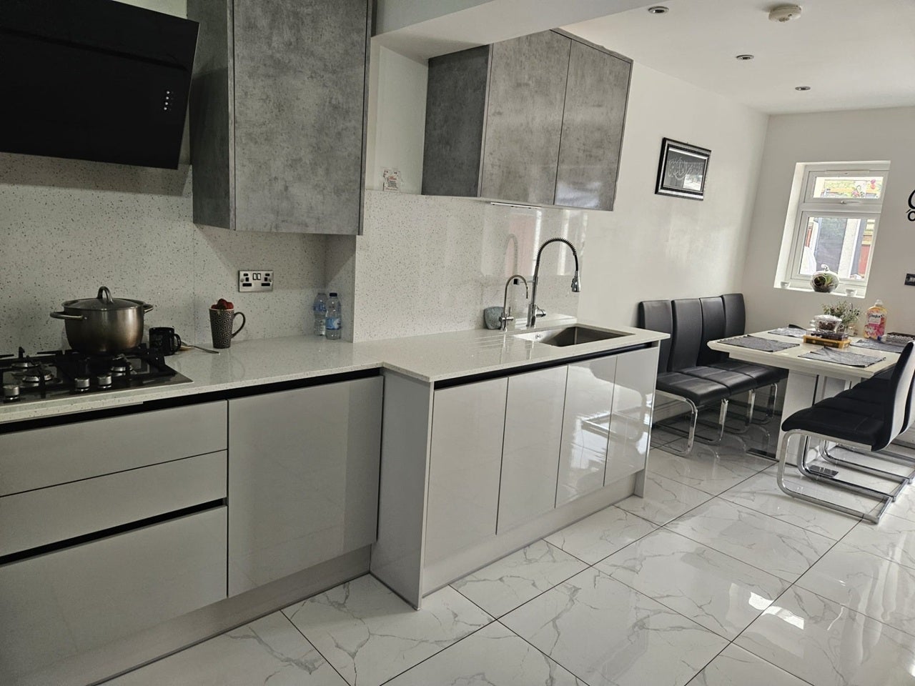 Room Halsway in Greater London