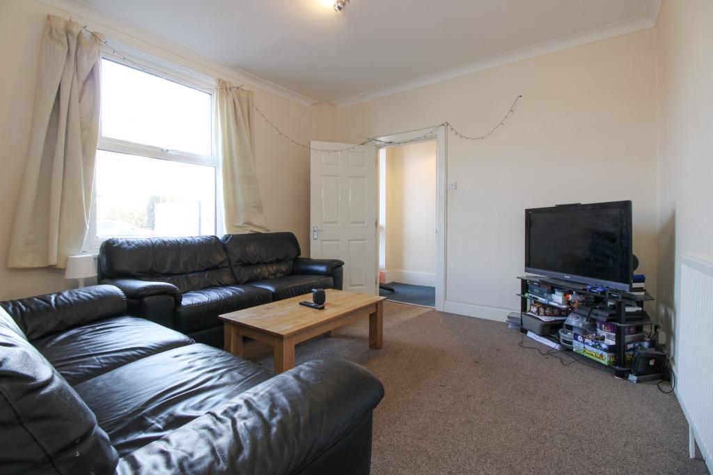 Room Howard Road in Southampton
