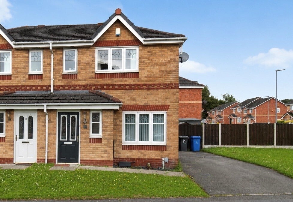 House Old Coach Road in Runcorn