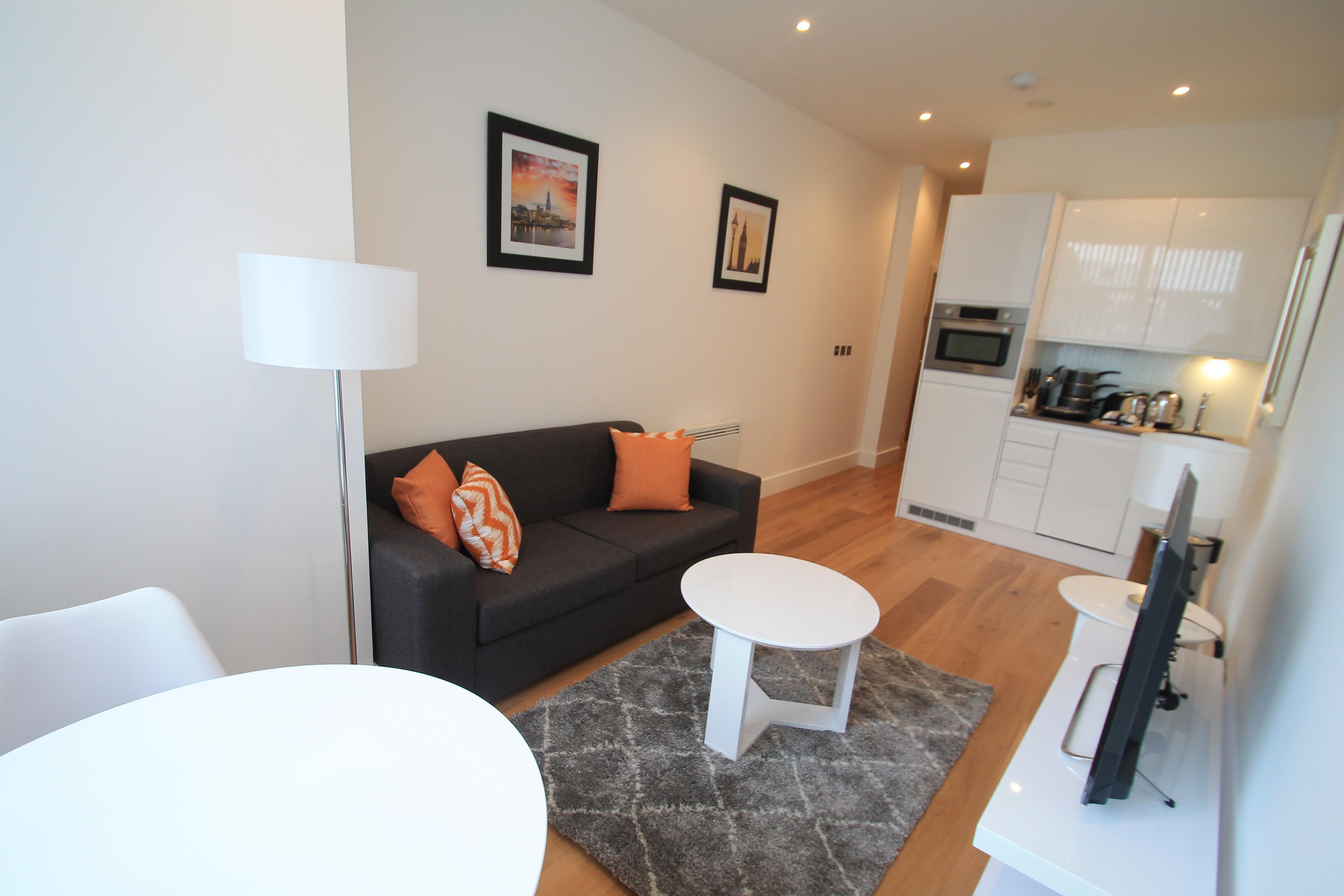 Flat Park Street West in Luton