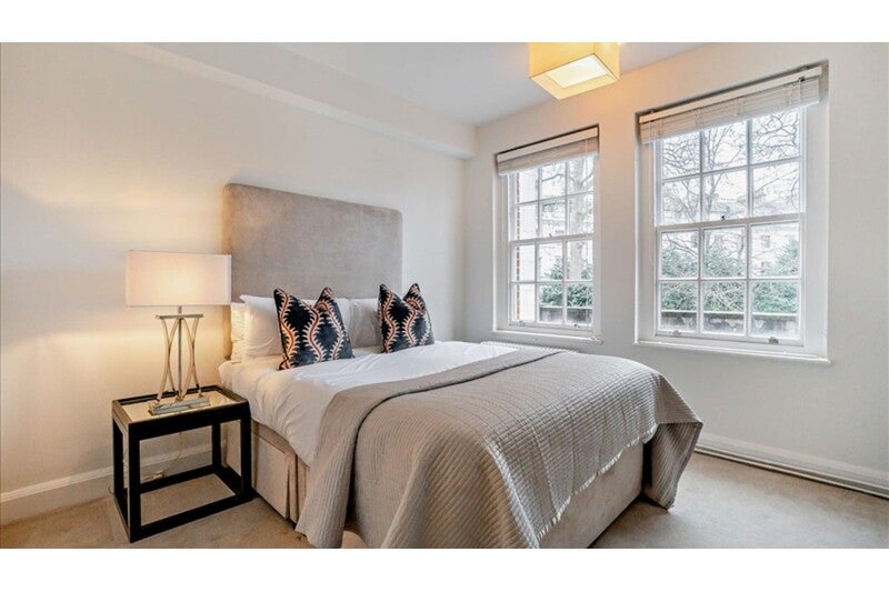 Flat Fulham Road in Greater London