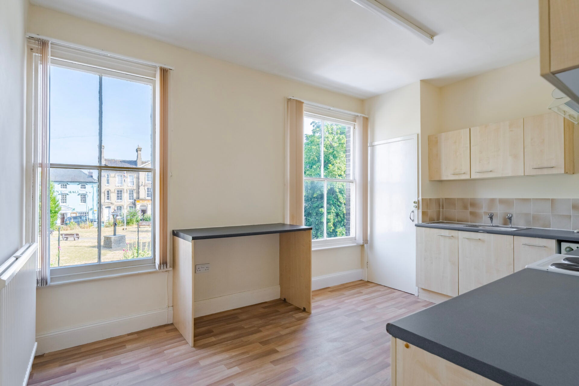 Flat Queens Square in Breckland District