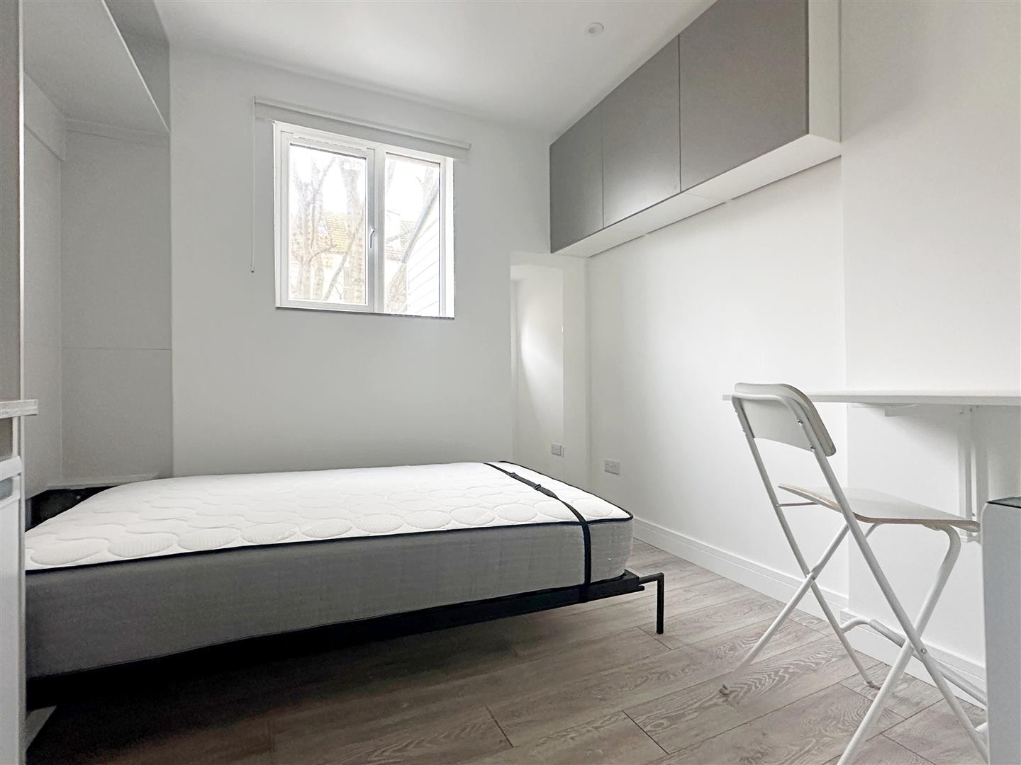 Flat Lansdowne Place in Hove