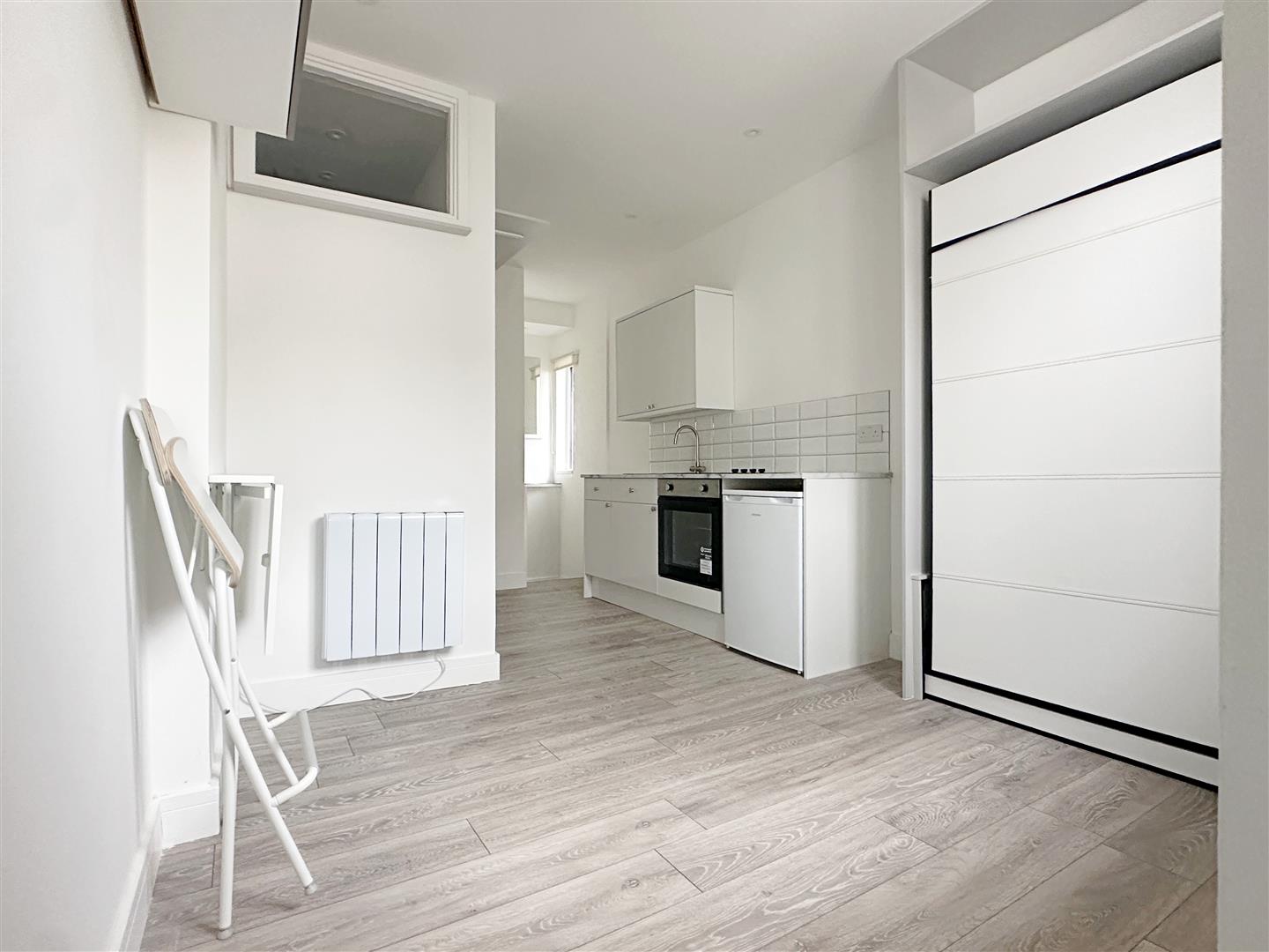 Flat Lansdowne Place in Hove