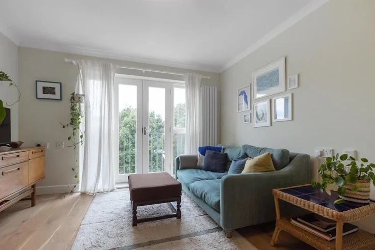 Flat Lavington Close in Greater London