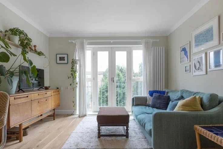 Flat Lavington Close in Greater London