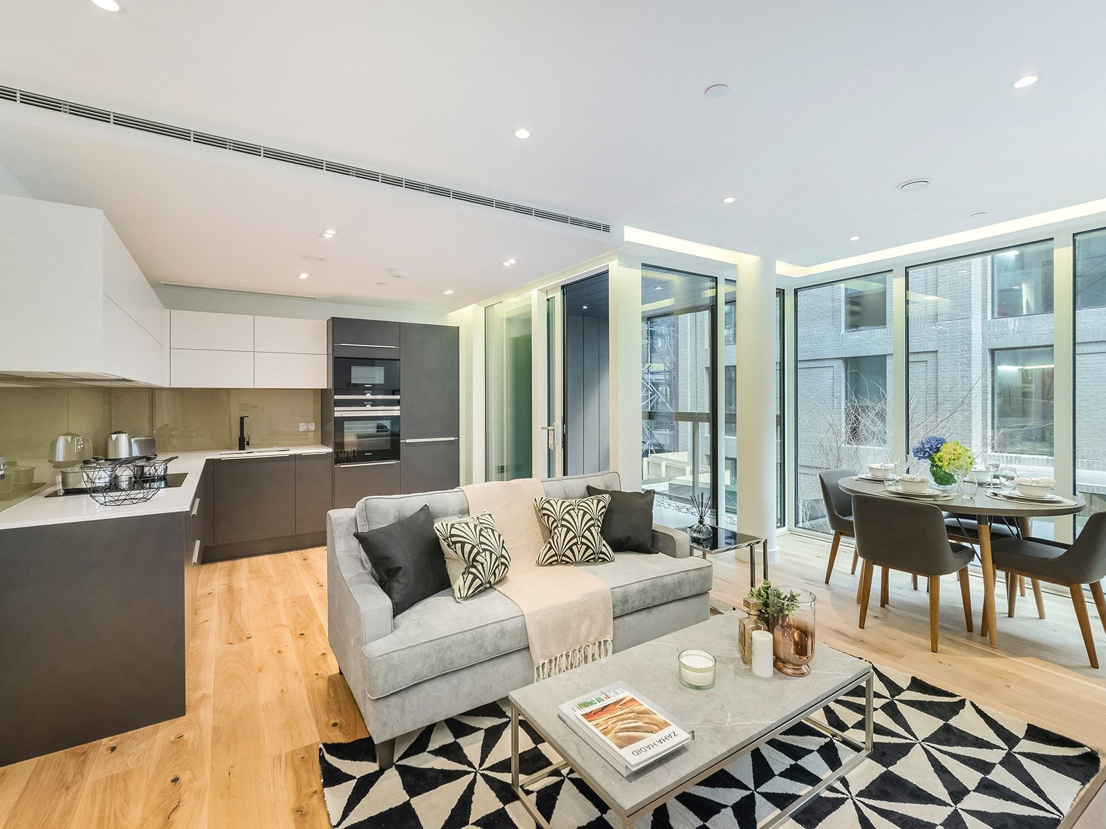 Flat Medway Street in City of Westminster