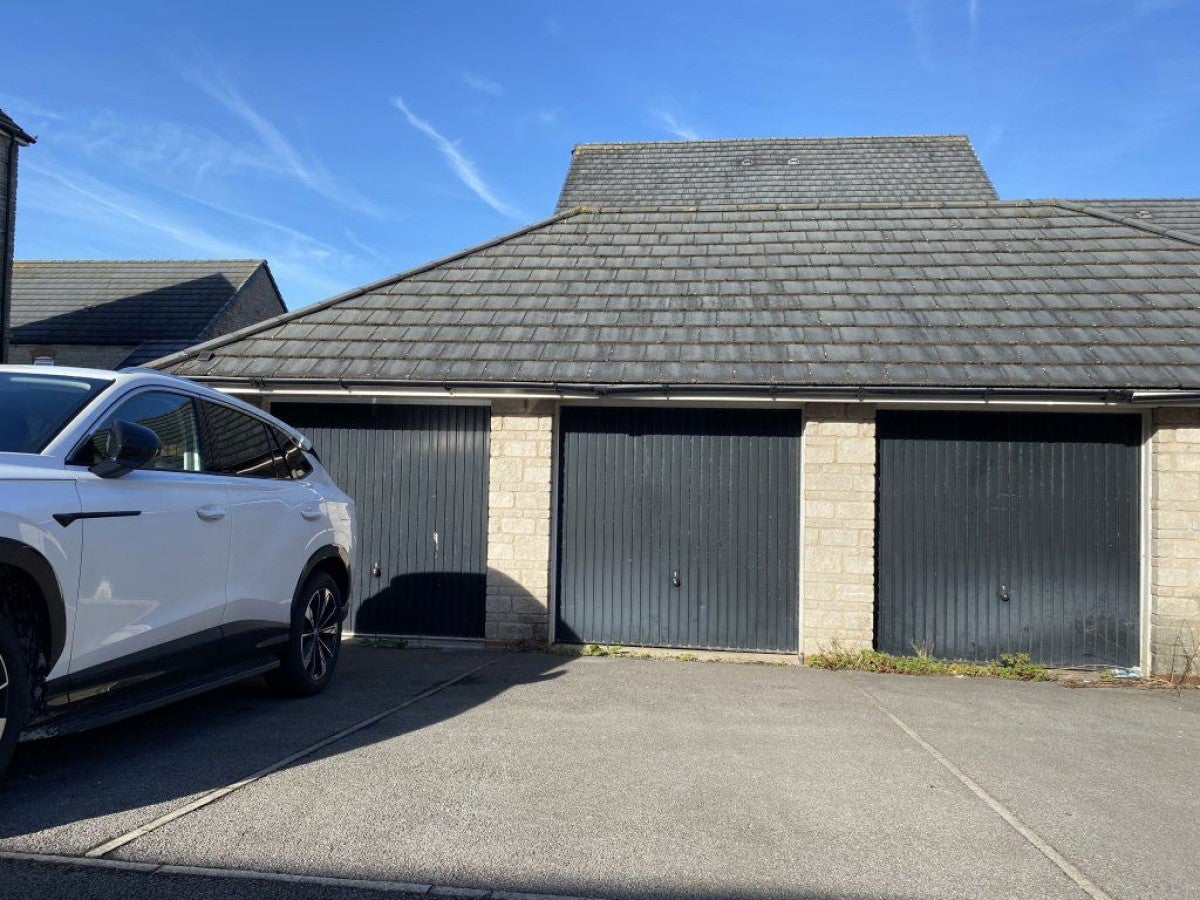 House Gerddi'r Briallu in Coity