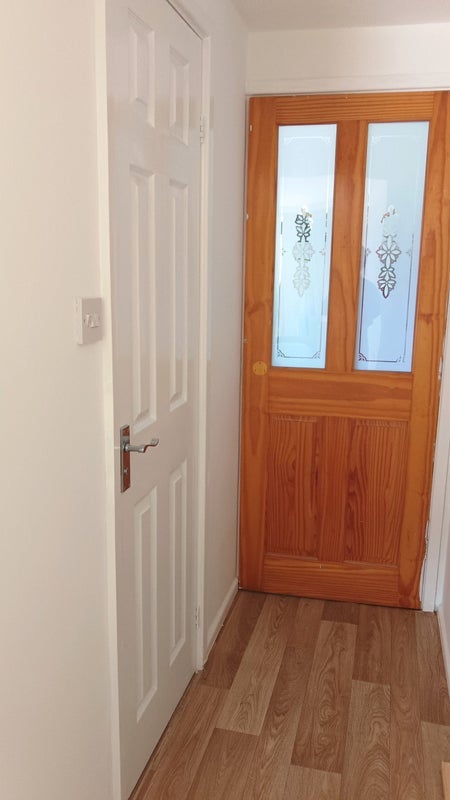 Room Gwent Close in Liverpool