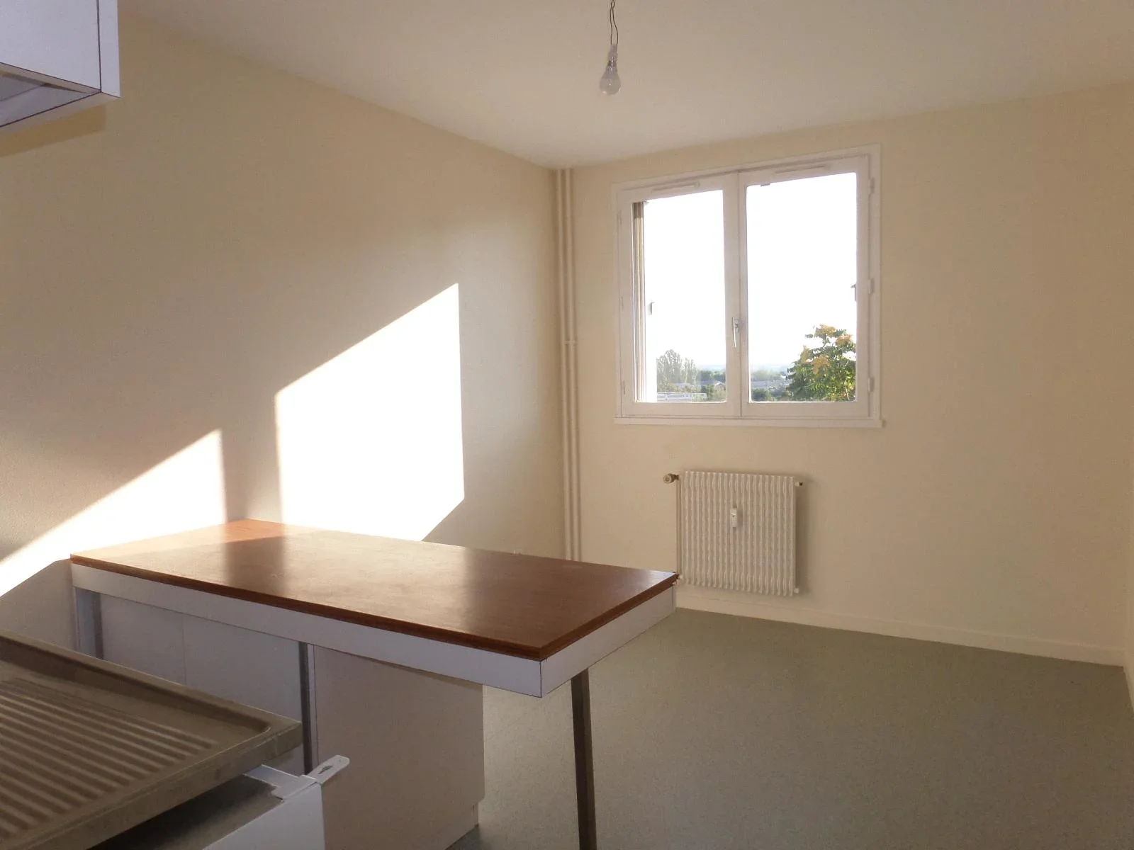 Flat Rue Raoul Follereau in Dijon
