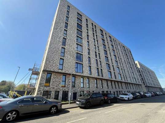 Flat Oldfield Road in Salford