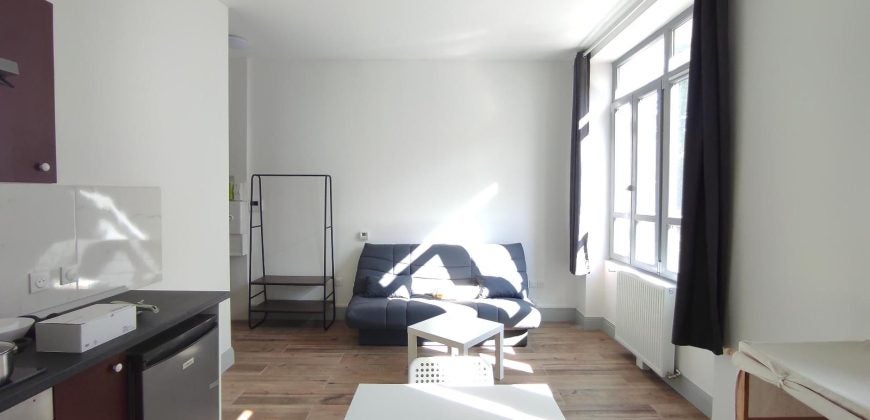 Flat Avenue des Anciens Combattants in Bourg-en-Bresse