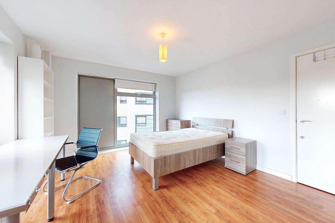 Room Toby Lane in Greater London